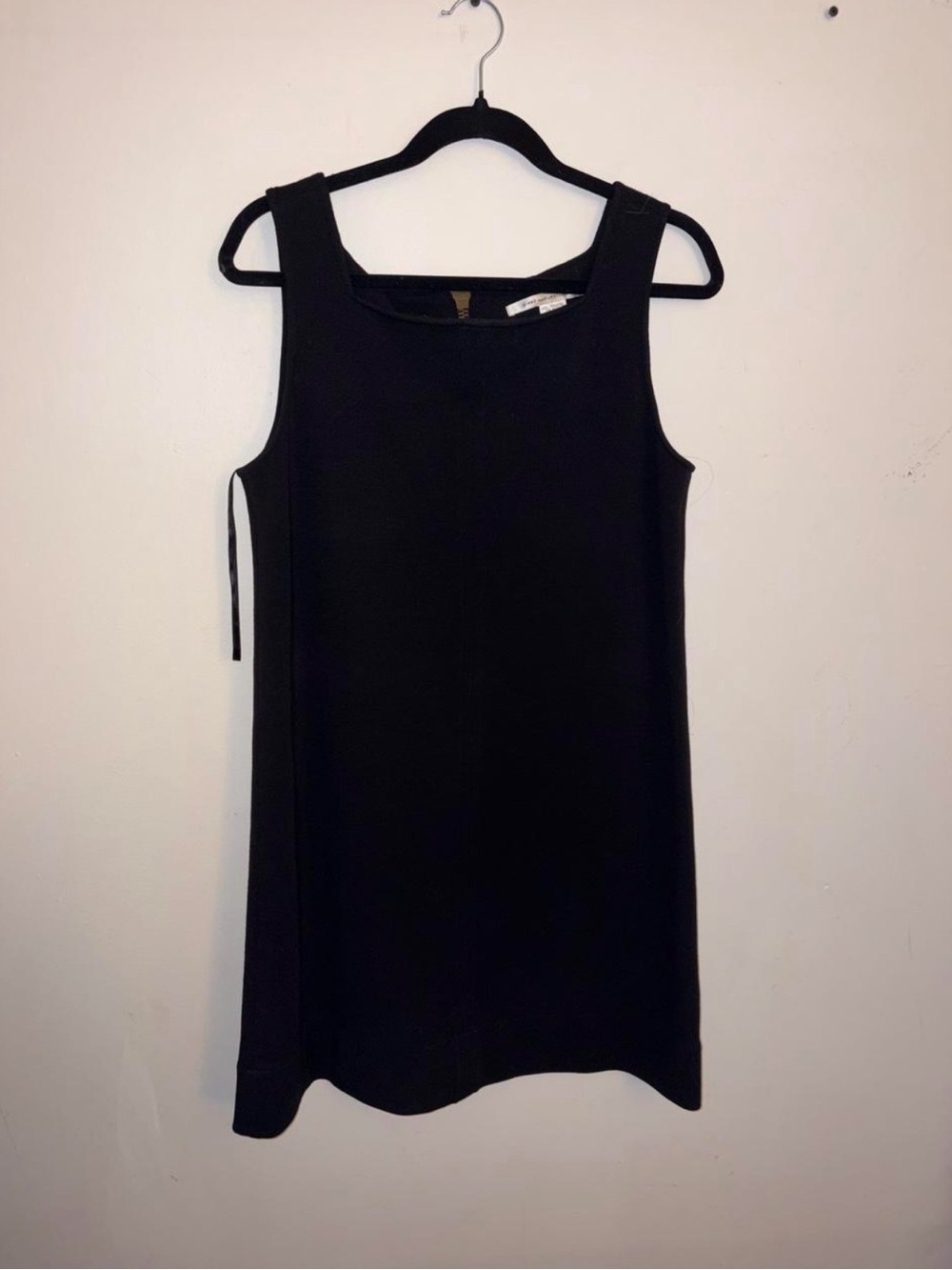 2000s Diane Von Furstenberg Black Sleeveless Mini Shift Dress